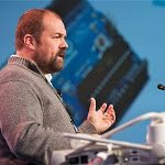Banzi rinomina Arduino in Genuino e migra negli USA - Il Software